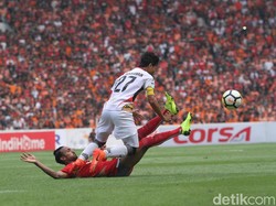 Di klasemen akhir, Persija unggul satu poin dari PSM Makassar yang menang 5-1 atas PSMS Medan.