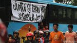 Ribuan Jakmania Mulai Datangi GBK