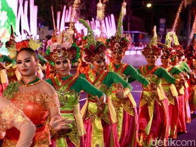 Begini Keseruan Festival Kuwung di Banyuwangi