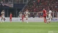 Dengan hasil ini, Persija menjadi juara Liga 1 dengan raihan 62 poin. 