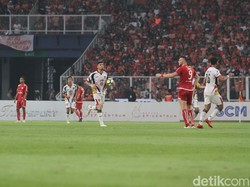 Dengan hasil ini, Persija menjadi juara Liga 1 dengan raihan 62 poin. 