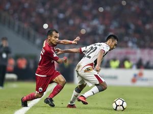 Riko Simanjuntak ke Jakmania: Selamat Berpesta Riko Simanjuntak ke Jakmania: Selamat Berpesta