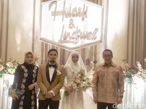 Doa Imam Nahrawi dan Yusuf Mansur untuk Hulaefi-Lindswell Doa Imam Nahrawi dan Yusuf Mansur untuk Hulaefi-Lindswell