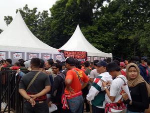 Penukaran Tiket Persija Jakarta Vs Mitra Kukar Mengular Penukaran Tiket Persija Jakarta Vs Mitra Kukar Mengular