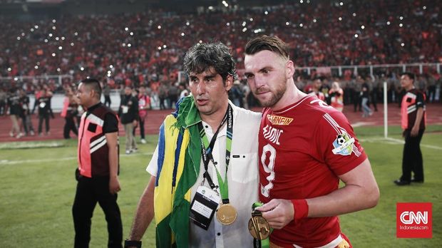 Marko Simic ikut berbelasungkawa atas bencana Tsunami Selat Sunda yang menimpa sejumlah pesisir di Provinsi Banten dan Lampung. (