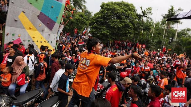 Supardi Harap Bobotoh dan Jakmania Cepat Berdamai