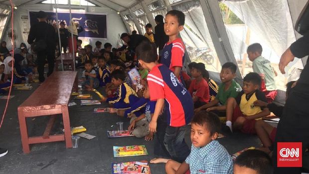 Kelas Sementara Pengungsi Gempa Palu, Sekolah dasar negeri Lolu, kecamatan Sigi Biromaru