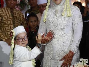 Sah!!! Daus Mini Menikah untuk Ketiga Kalinya Sah!!! Daus Mini Menikah untuk Ketiga Kalinya