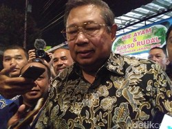 Ibunda SBY Sakit, Dirawat di RS di Cibubur