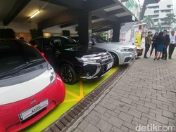 Pemilik Mobil Listrik di RI Bakal Dapat Diskon Isi Daya
