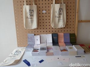 Perayaan Intim Setahun Pertama Comma Books