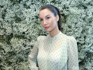 Tantangan Nadya Hutagalung Jadi Seorang Penulis Tantangan Nadya Hutagalung Jadi Seorang Penulis