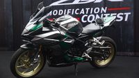 Hasil Modifikasi Honda CBR250RR yang Kelirnya Mirip HP Xiaomi