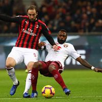 Thiago Silva: Higuain Simpan Gol untuk Lawan Juve