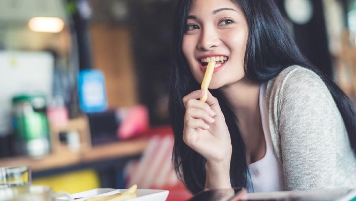 5 Makanan Yang Ternyata Lebih Jahat Dari Kentang Goreng Jikalau Salah Masak