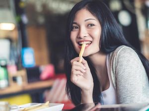 5 Makanan yang Ternyata Lebih Jahat dari Kentang Goreng Kalau Salah Masak 5 Makanan yang Ternyata Lebih Jahat dari Kentang Goreng Kalau Salah Masak