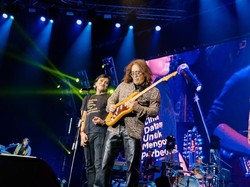 Konser dan Sweet 17 Transmedia, Kla Project Terus Melawan Usia