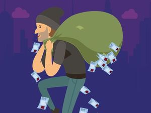 KTP Elektronik Kok Bisa Dipalsukan dan Tercecer