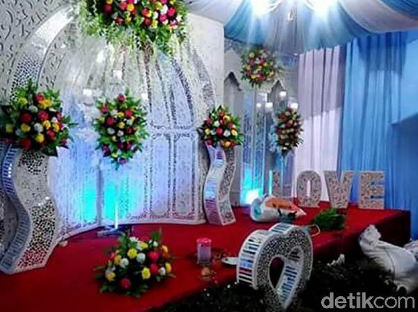 Kreatif, Limbah Kaca Disulap Jadi Pernak-pernik Hiasan