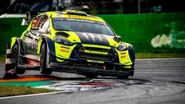 Aksi Valentino Rossi Jadi Juara di Reli Monza