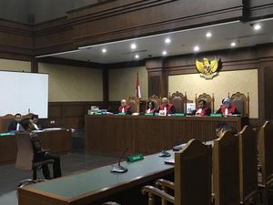 Hakim Tolak Eksepsi Orang Kepercayaan Irwandi Yusuf