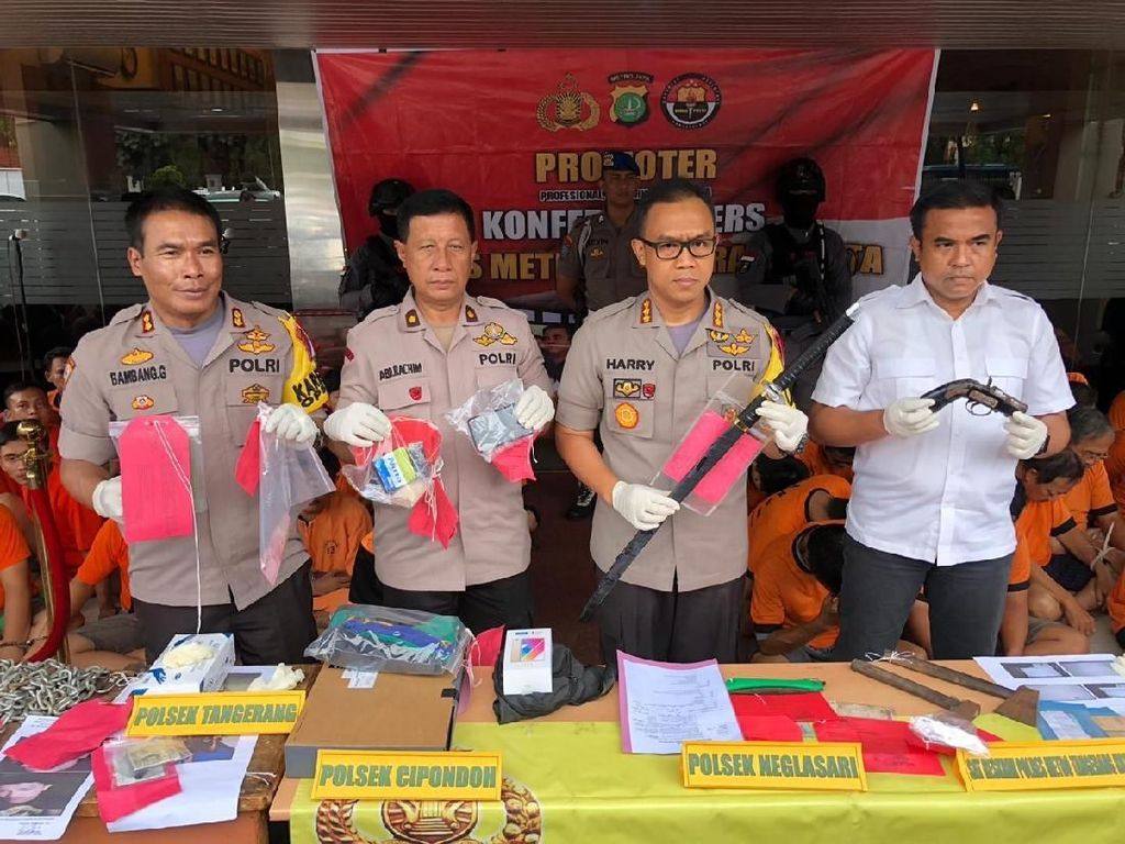 Operasi Pekat Jelang Akhir Tahun, 191 Orang di Tangerang Ditangkap Operasi Pekat Jelang Akhir Tahun, 191 Orang di Tangerang Ditangkap