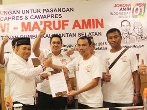 Bupati Tanah Bumbu Kader PAN Juga Deklarasi Dukung Jokowi Bupati Tanah Bumbu Kader PAN Juga Deklarasi Dukung Jokowi