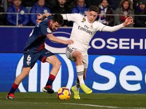 Menang Susah Payah Lawan Huesca, Madrid Salahkan Angin Menang Susah Payah Lawan Huesca, Madrid Salahkan Angin