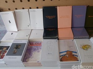 Gaet Penulis Muda, Comma Books akan Terbitkan Novel Grafis Gaet Penulis Muda, Comma Books akan Terbitkan Novel Grafis