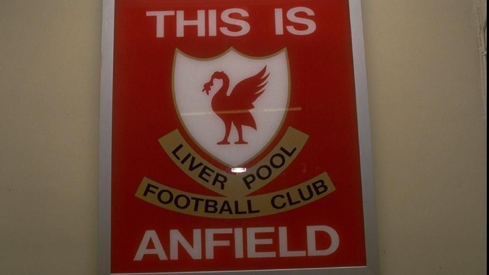 Sep 1989:  The famous This is Anfield sign in the tunnel at Anfield pictured before the match against Tottenham Hotspur at Anfield in Liverpool, England. Liverpool won the match 1-0. The Liverpool players touch the emblem for good luck before going on tothe pitch.  Mandatory Credit: Dan  Smith/Allsport
