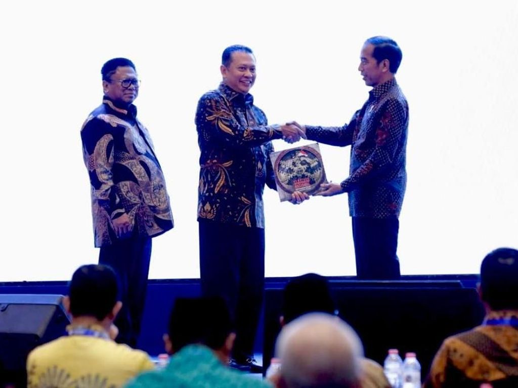 Ketua DPR: Infrastruktur Kunci Peningkatan Kesejahteraan Rakyat Ketua DPR: Infrastruktur Kunci Peningkatan Kesejahteraan Rakyat