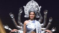 Foto: Uniknya 8 Kostum Nasional Finalis Miss Universe 2018 dari Asia