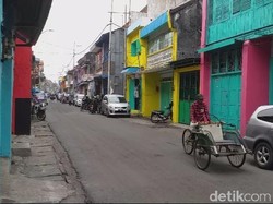 Menengok Jalan Panggung di Kota Tua Surabaya yang Kini Berwarna