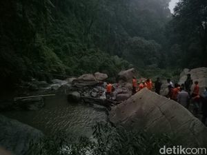 Pencarian 3 Pelajar SD yang Hilang di Coban Talun Distop Sementara Pencarian 3 Pelajar SD yang Hilang di Coban Talun Distop Sementara