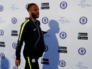 Sterling Jadi Korban Pelecehan Rasial, Hazard Beri Dukungan