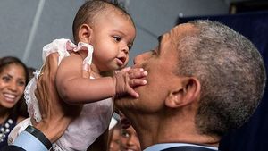 Kedekatan Barack Obama dengan Anak-anak
