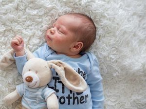 5 Cara Menyembuhkan Jerawat Bayi Agar Tidak Beruntusan 5 Cara Menyembuhkan Jerawat Bayi Agar Tidak Beruntusan