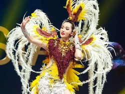 Keren! Kostum Nasional Indonesia di Miss Universe 2018 Jadi Favorit Juara