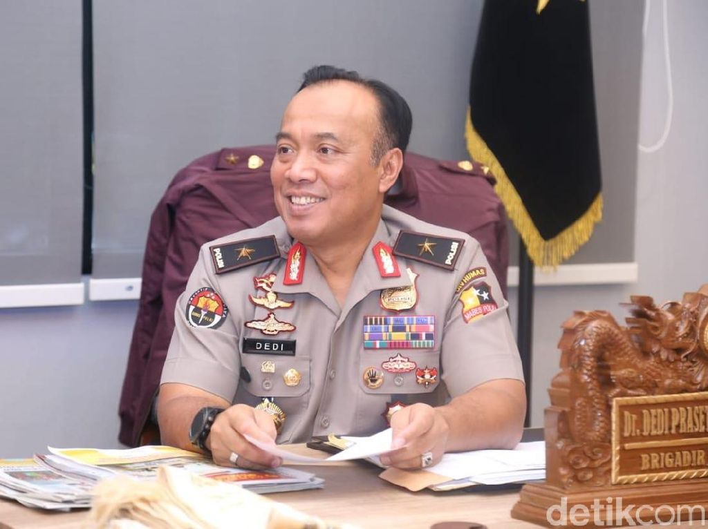 Densus 88 Cek Dugaan Aliran Dana Warga Malaysia ke JAD Jateng Densus 88 Cek Dugaan Aliran Dana Warga Malaysia ke JAD Jateng