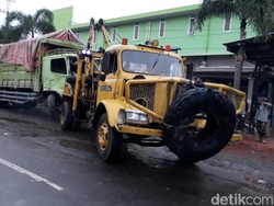 Truk yang Terjang Parkiran dan Tewaskan 5 Orang Kelebihan Muatan