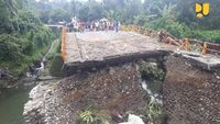 Ini Dia Jembatan Temporer Penyambung Jalur Padang-Bukittinggi