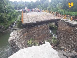 Ini Dia Jembatan Temporer Penyambung Jalur Padang-Bukittinggi