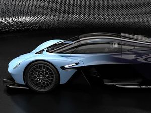 Mobil James Bond Bakal Bertenaga Listrik Mobil James Bond Bakal Bertenaga Listrik