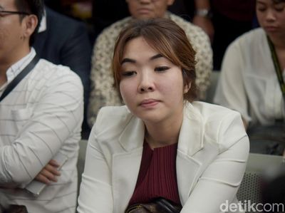 Penampilan Gisel dan Mata Sembabnya di Sidang Cerai