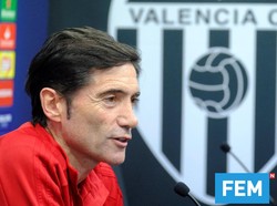 Valencia: Eibar Lebih Penting daripada MU