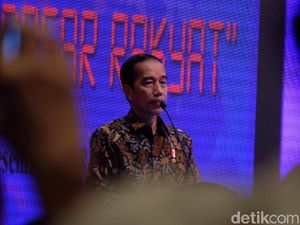 Cerita Jokowi Bikin Ribuan Pasar Becek Naik Kelas