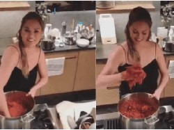 Bikin Kimchi Pakai Tangan Telanjang, Chrissy Teigen Diprotes Netizen