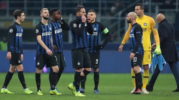 Inter Milan tersingkir dari Liga Champions usai seri 1-1 dengan PSV Eindhoven. (Foto: Emilio Andreoli/Getty Images) Inter Milan tersingkir dari Liga Champions usai seri 1-1 dengan PSV Eindhoven. (Foto: Emilio Andreoli/Getty Images)