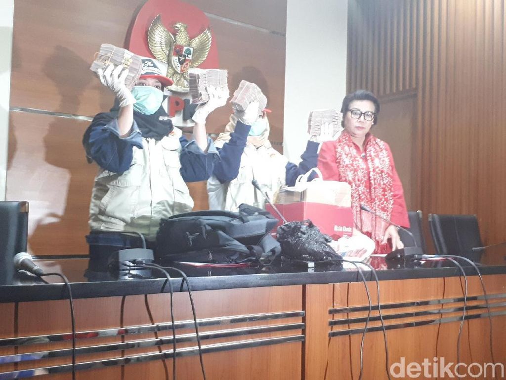 Kronologi OTT Bupati Cianjur Tersangka Pemerasan Kepsek SMP