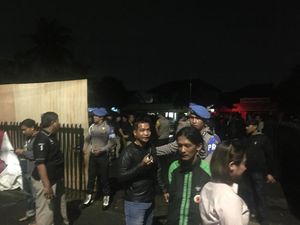 Pascaperusakan oleh Massa, Polsek Ciracas Dijaga Ketat